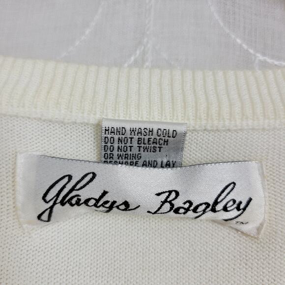 VTG Gladys Bagley Pearl Front Tank Womens XL White Beaded Sleeveless Knit Tank - Picture 4 of 6